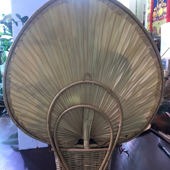 Vintage Dried Flower Arrangement - Picture 4 of 6